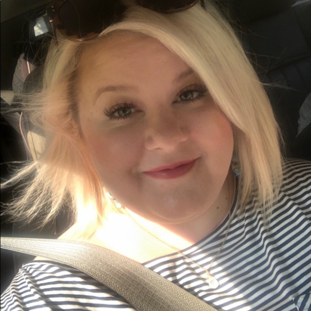 Meet your Posher, Ashlie